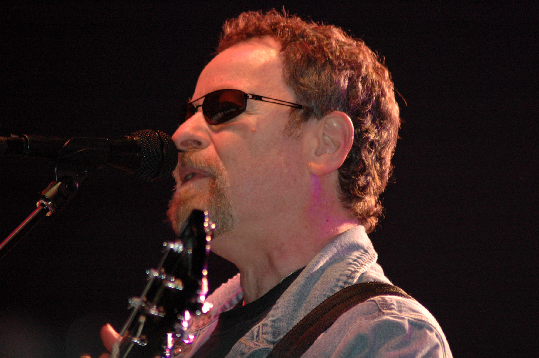 BLUE OYSTER CULT, ARROW ROCK 12-06-04